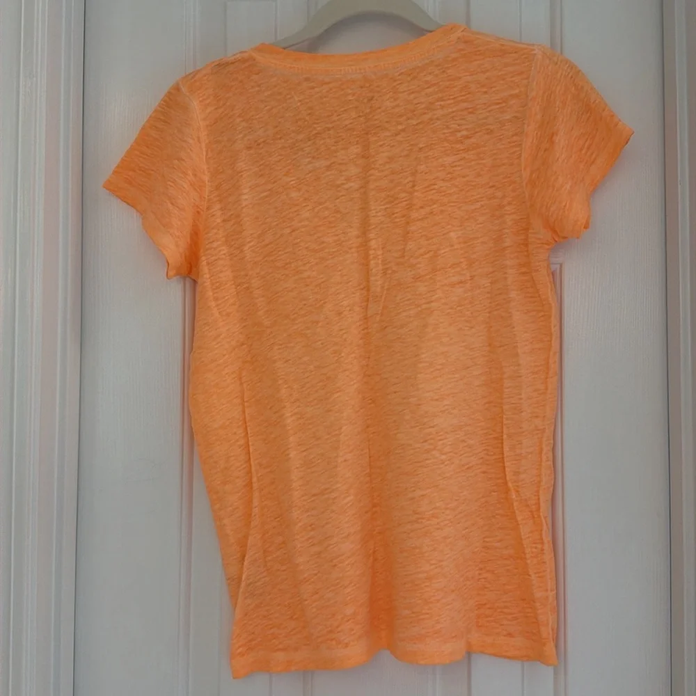 NWT J Crew tee shirt. Melon. Linen. Size XS
